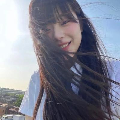 女孩舞步